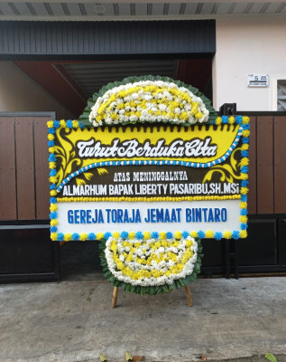 Papan Bunga Duka di Kidang